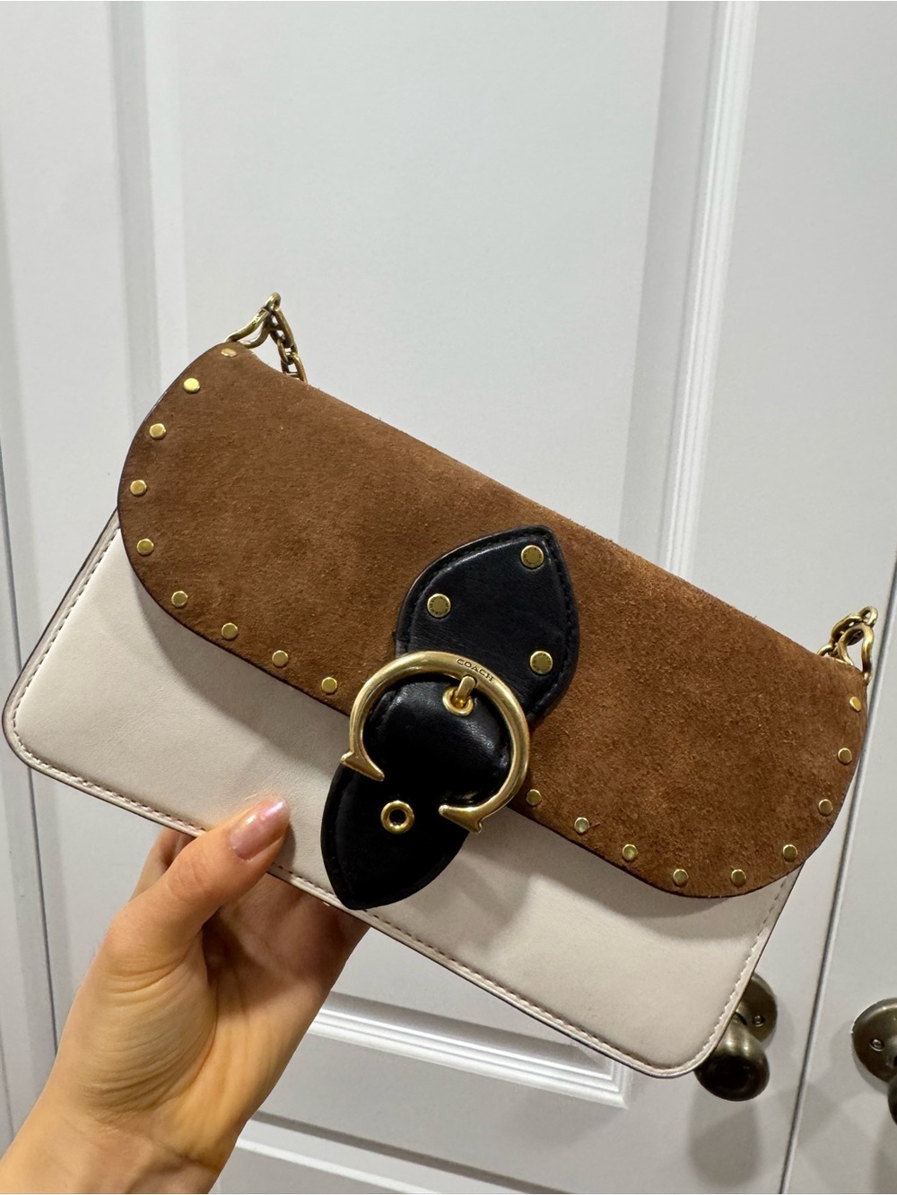 Coach beat shoulder bag with rivets